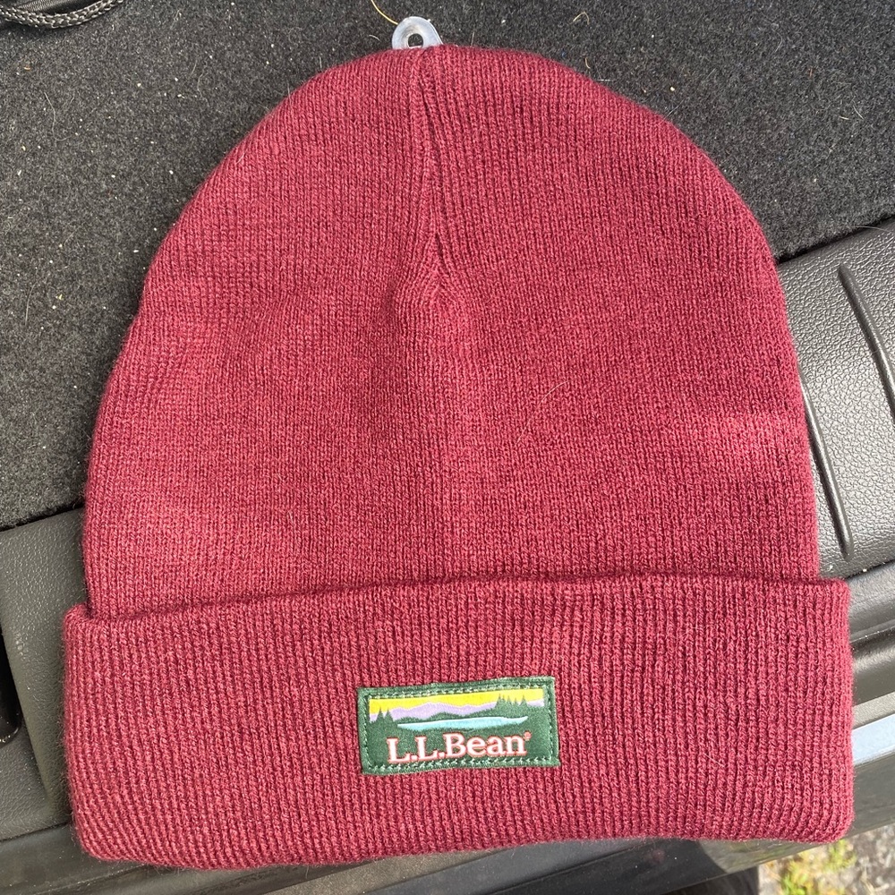 LLBEAN maroon beanie